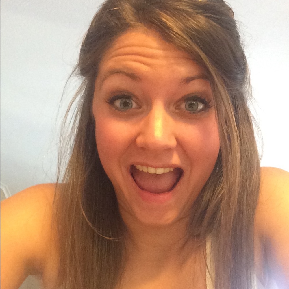 Meet your Posher, Vanessa